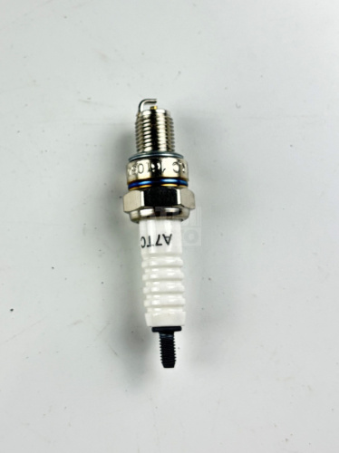 Свеча зажигания 4T FDF (C7HSA) Свеча зажигания 4T FDF (C7HSA)