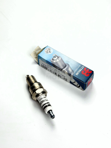 Свеча зажигания YTTRIUM WR7DC. мотобуксировщик Свеча зажигания YTTRIUM WR7DC. мотобуксировщик