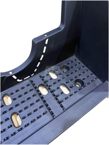 Пластик подножки Shark 8 (левой) Пластик подножки Shark 8 (левой)