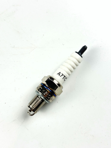 Свеча зажигания 4T FDF (C7HSA) Свеча зажигания 4T FDF (C7HSA)