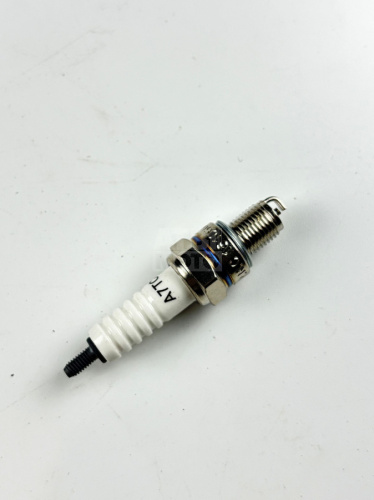 Свеча зажигания 4T FDF (C7HSA) Свеча зажигания 4T FDF (C7HSA)