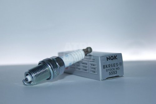 Свеча зажигания 4T BKR6ES-11 NGK Свеча зажигания 4T BKR6ES-11 NGK