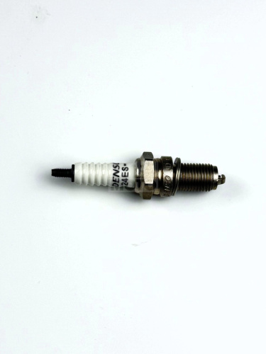 Свеча зажигания 4T X24ESU Denso (D8EA) Свеча зажигания 4T X24ESU Denso (D8EA)